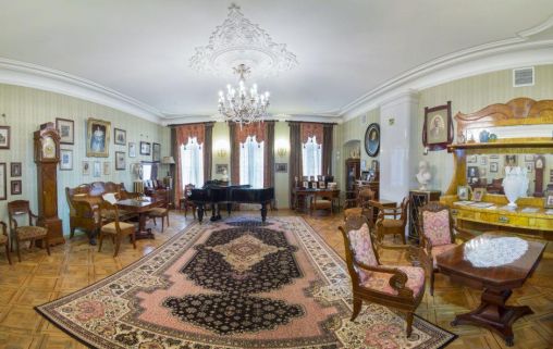 имени Савиной