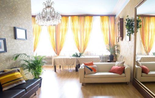 Се Ля Ви на Мытнинской