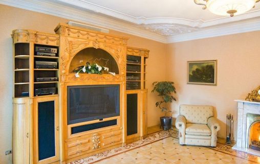 на Суворовском 33