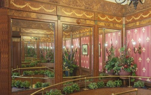 на Суворовском 33